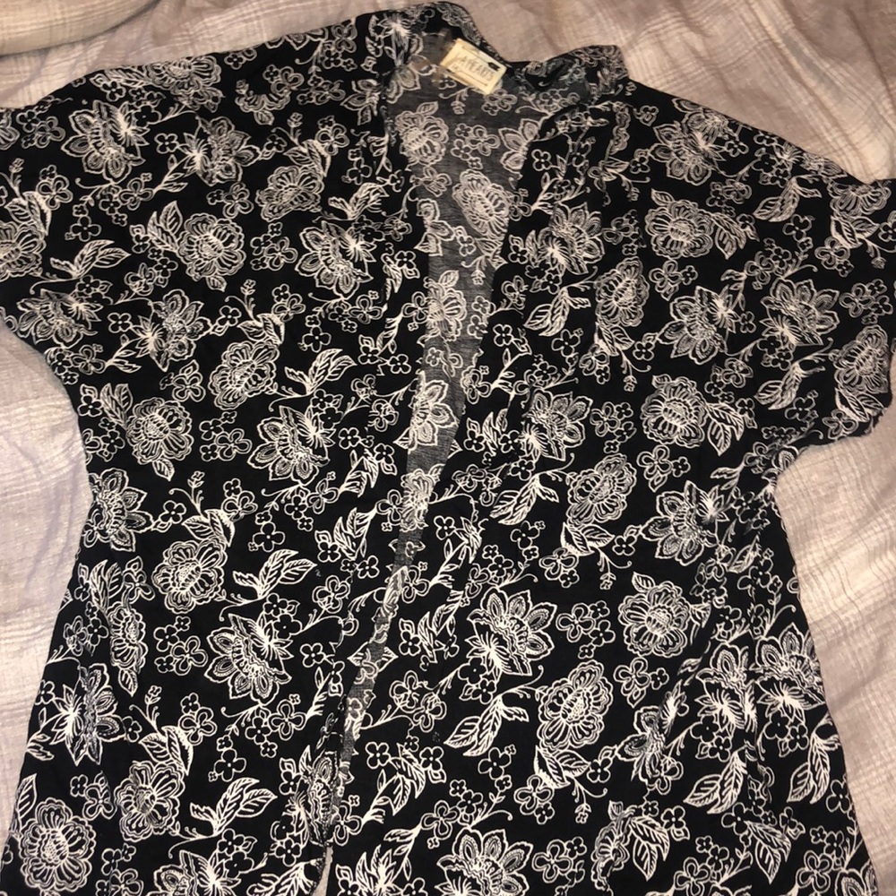 PacSun LA hearts kimono